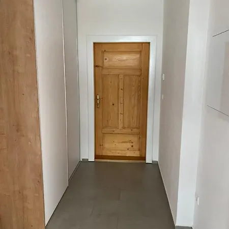 Appartement Velke Losiny-2